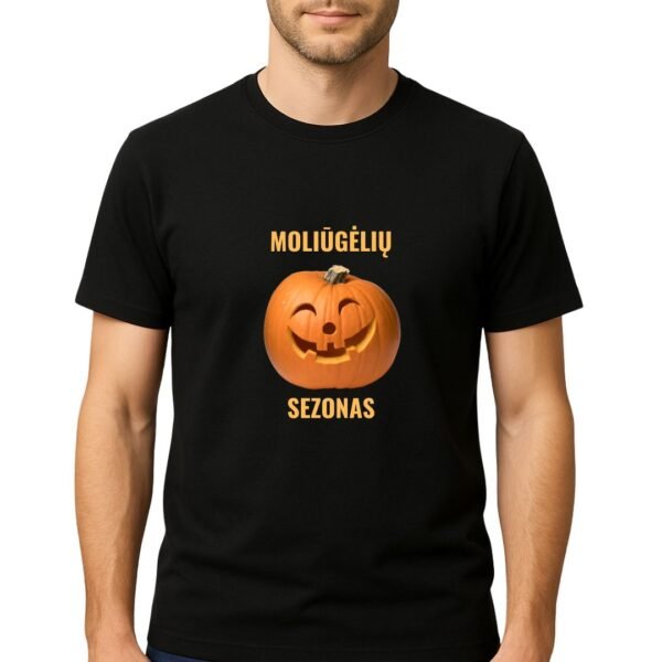 „Moliūgėlių sezonas“ marškinėliai su besišypsančiu moliūgu – rudens nuotaikai